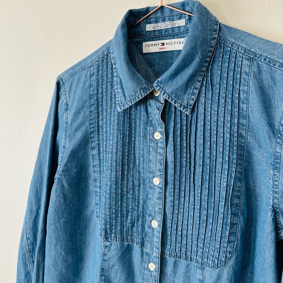 Vintage Tommy Hilfiger denim Button Down shirt pleated chambray medium wash - Picture 8 of 10